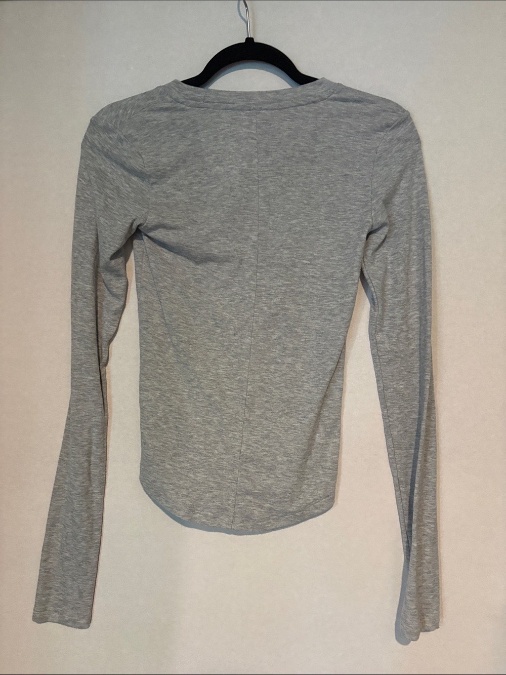 American Eagle Outfitters - Women's Cozy Up Long Sleeve Layering T-shirt. Small - Picture 7 of 12